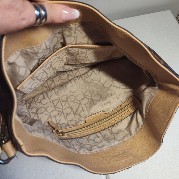Calvin Klein Dark Brown and Tan Shoulder Bag - Picture 3 of 5